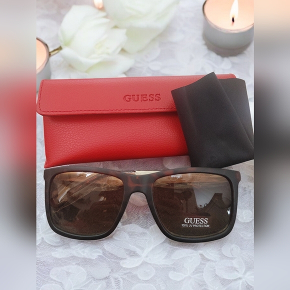 Guess sunglasses with case and cloth